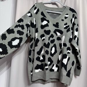 NWOT - Animal Print Plus Size Sweater
